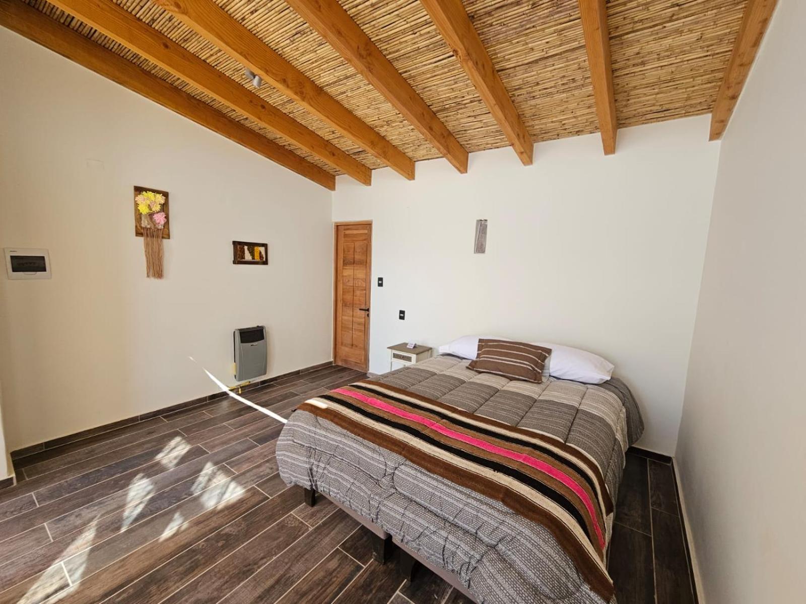 Hotel Pirwa Сан-Педро-де-Атакама Экстерьер фото